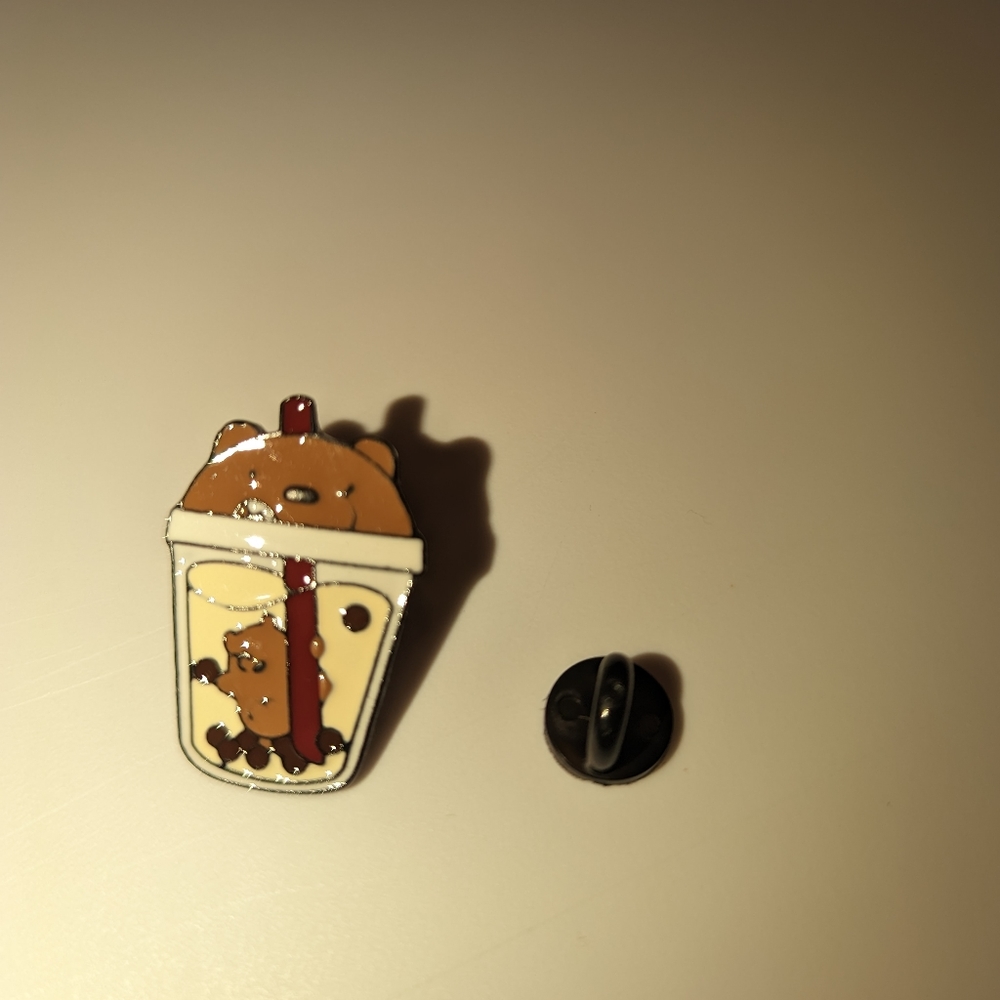 Cartoon bear pin - Picture 8 of 9
